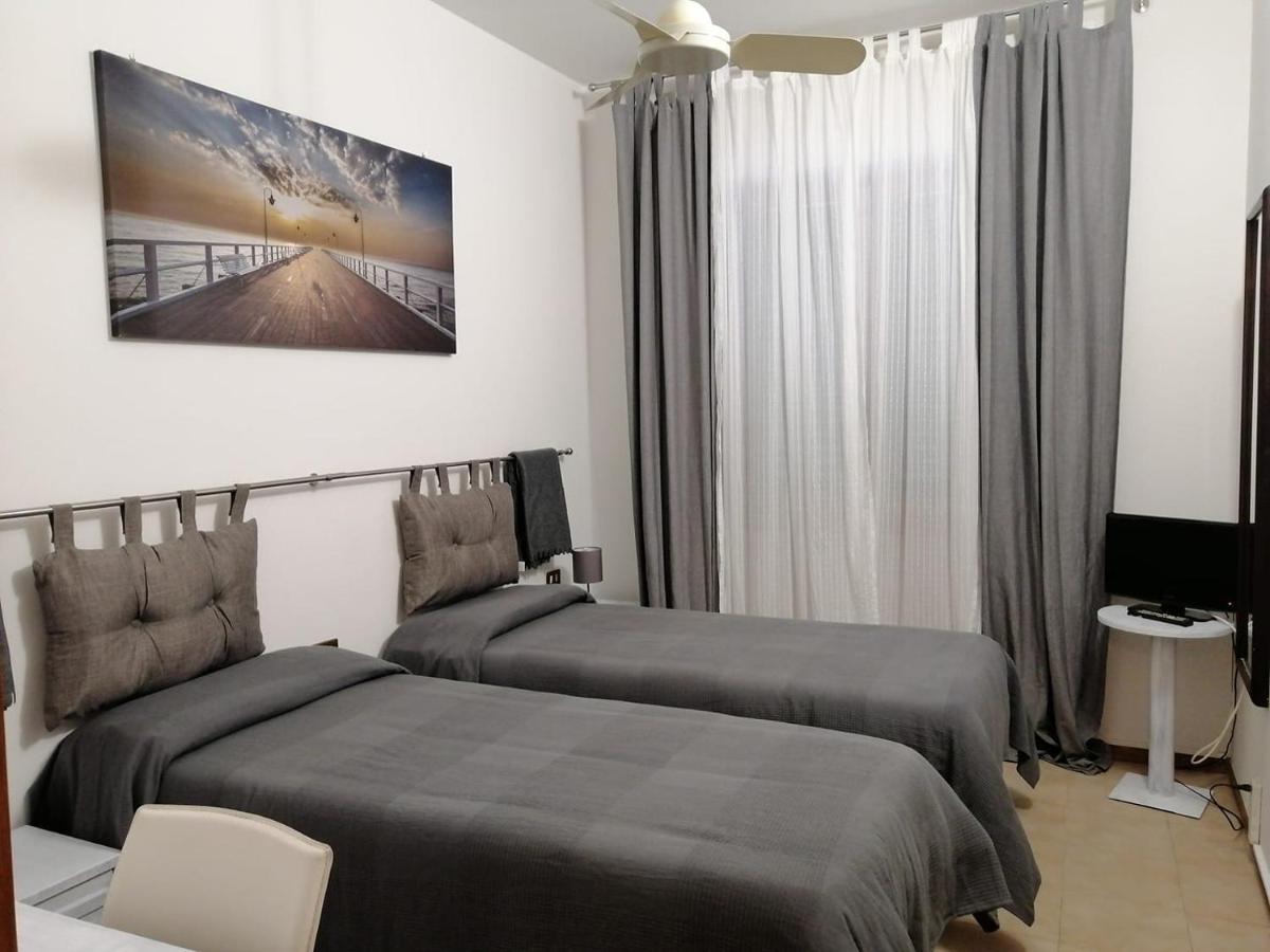 Hotel Centro Campi Bisenzio Eksteriør billede